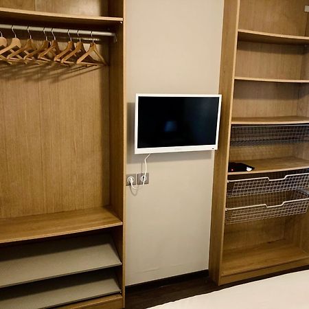 Le Nivolet, Cosy Appartement Шамбери Екстериор снимка