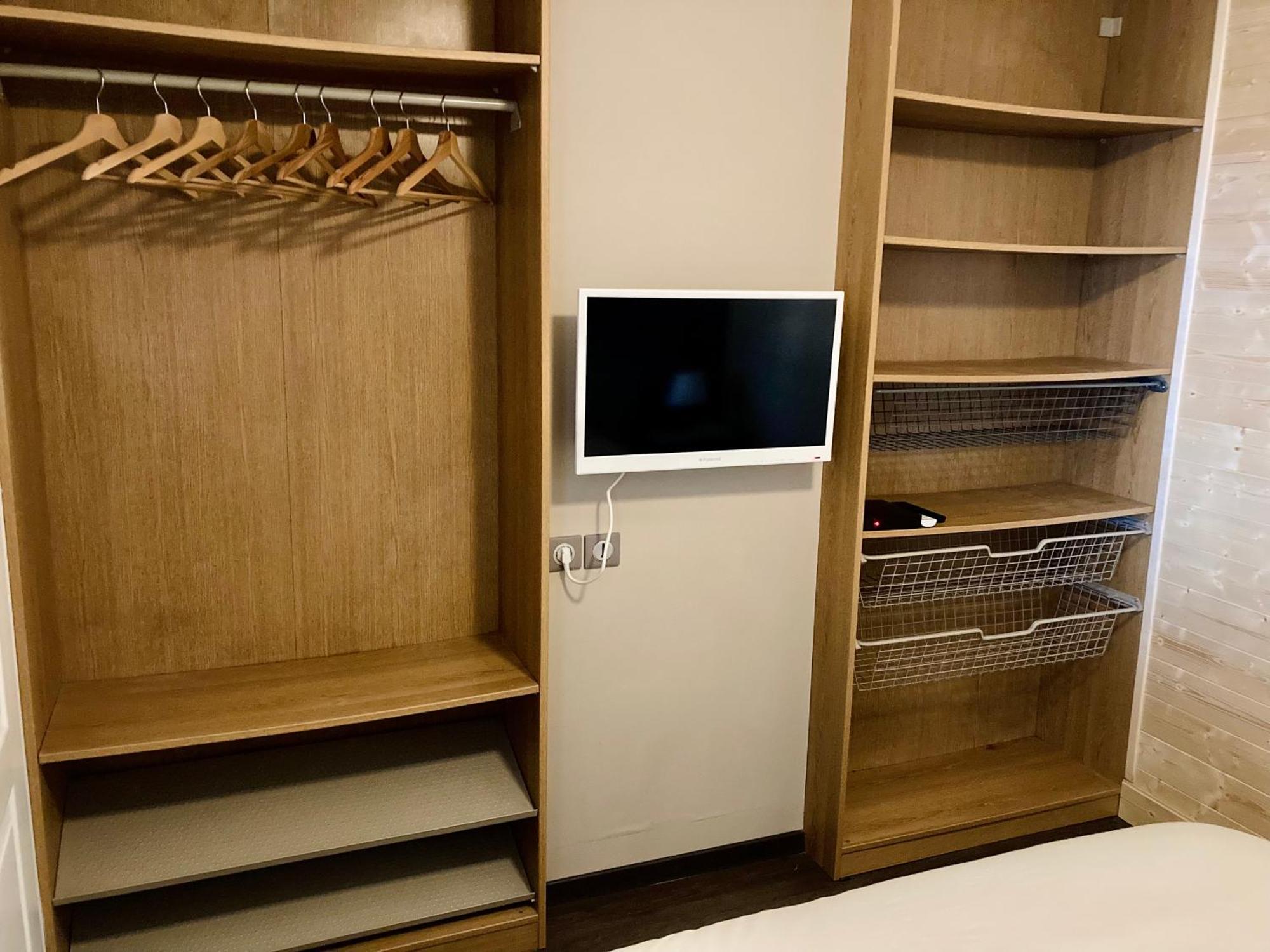 Le Nivolet, Cosy Appartement Шамбери Екстериор снимка